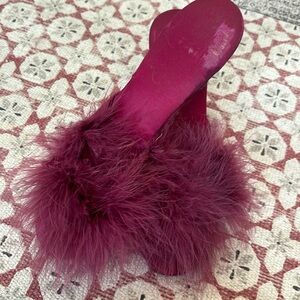 Vintage fuzzy sandals